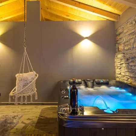 Lovely In With Outdoor Swimming Pool Holiday home Barban