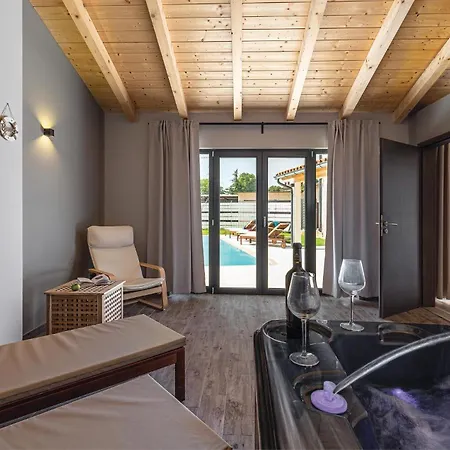 Ferienhaus Schönes Haus In Mit Sauna Barban